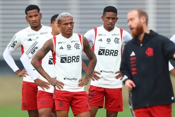 Nicolás Maidana em treino no Ninho do Urubu — Foto: Gilvan de Souza/Flamengo